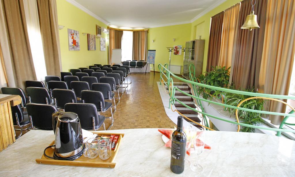 Irmeni Hotel Τυφλίδα Εξωτερικό φωτογραφία