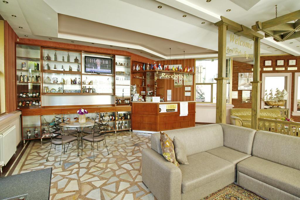 Irmeni Hotel Τυφλίδα Εξωτερικό φωτογραφία