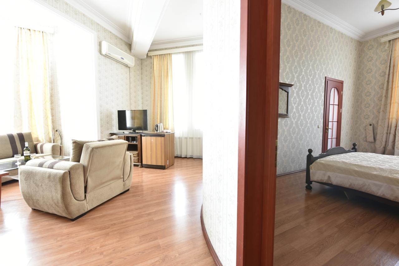Irmeni Hotel Τυφλίδα Εξωτερικό φωτογραφία